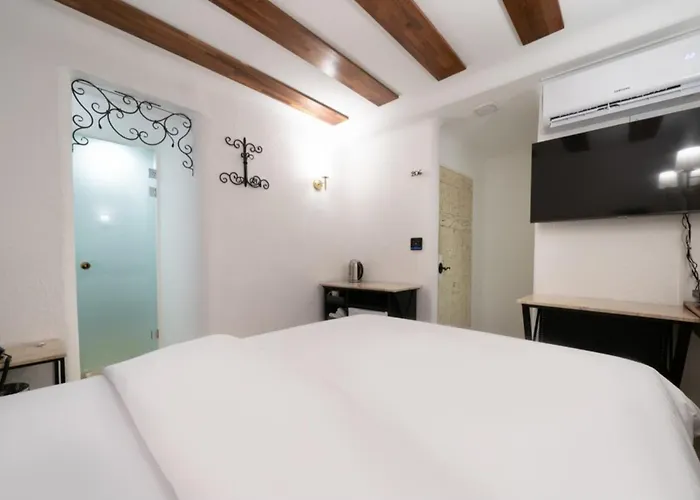 Otel Lam
